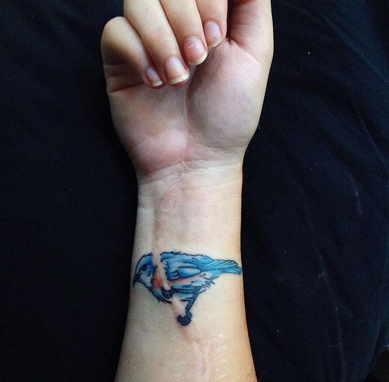 30 ideia criativas de tatuagem para embelezar qualquer cicatriz 7