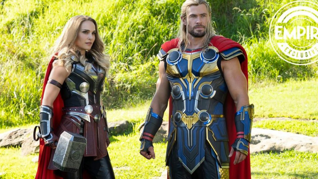 Qual Thor Arma é Superior: Mjolnir ou Stormbreaker? 15